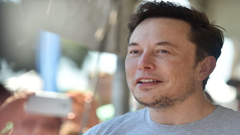 Elon Musk says Saudi fund on board to take Tesla private